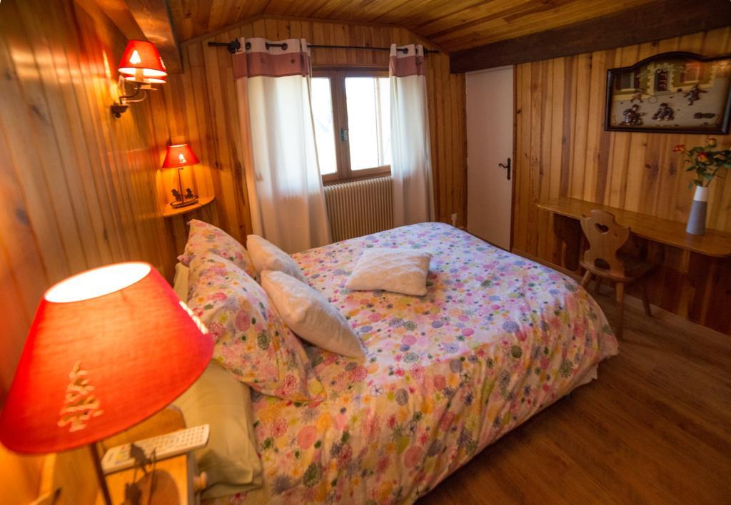 B&B Chalet La Providence Le Sauze Oda fotoğraf