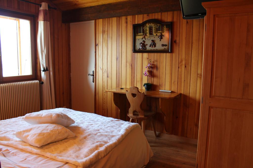 B&B Chalet La Providence Le Sauze Oda fotoğraf